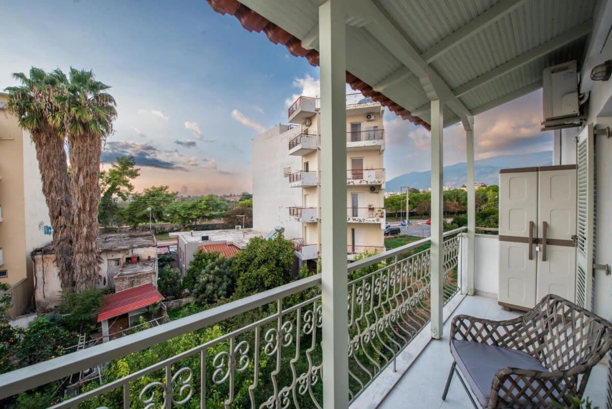 Dolce Favola Nomad Casa - Kalamata'S City Getaway Exterior photo